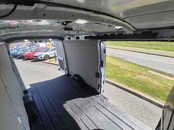 Ford Transit 135kW 68kWh H2 Leader Van Auto