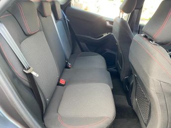 Ford Puma 1.0 EcoBoost Hybrid mHEV ST-Line 5dr DCT