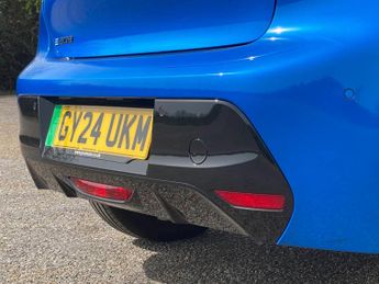 Peugeot 208 50kWh E-Style Auto 5dr (7.4kW Charger)