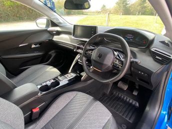 Peugeot 208 50kWh E-Style Auto 5dr (7.4kW Charger)