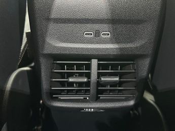 Ford Explorer 5Dr Premium Extended Range 2WD Auto