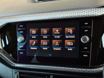 Volkswagen T-cross 1.0 TSI 115 SEL 5dr DSG