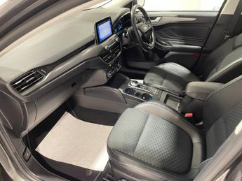 Ford Focus 1.0 Turbo EcoBoost (125PS) Automatic Titanium X 5dr ESTATE.