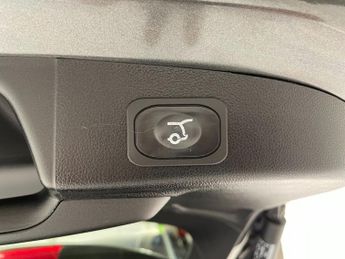 Ford Focus 1.0 Turbo EcoBoost (125PS) Automatic Titanium X 5dr ESTATE.
