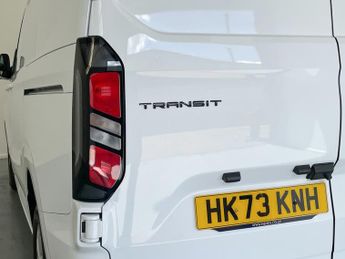 Ford Transit Custom 320 Limited L1 H1 SWB 2.0 EcoBlue 136ps Auto