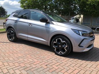 Vauxhall Grandland 1.2 Turbo Ultimate Euro 6 (s/s) 5dr