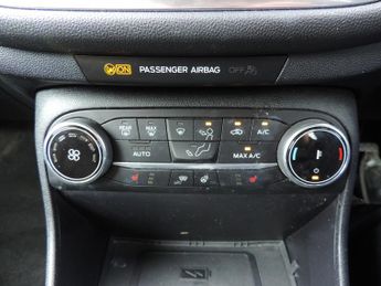 Ford Fiesta 1.0 EcoBoost Hbd mHEV 125 Titanium Vignal 5dr Auto