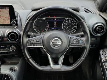 Nissan Juke 1.0 DiG-T Tekna 5dr DCT