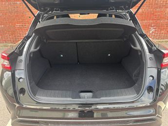 Nissan Juke 1.6 Hybrid N-Connecta 5dr Auto