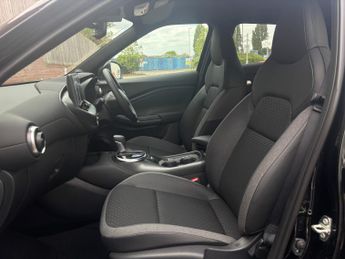 Nissan Juke 1.6 Hybrid N-Connecta 5dr Auto