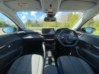 Peugeot 208 50kWh E-Style Auto 5dr (7.4kW Charger)