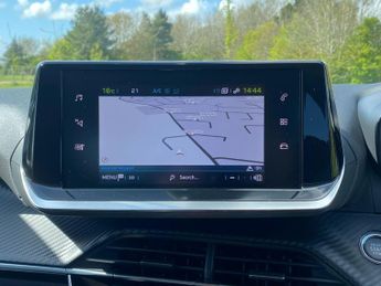 Peugeot 208 50kWh E-Style Auto 5dr (7.4kW Charger)