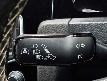 Volkswagen Golf 2.0 TSI R 3dr
