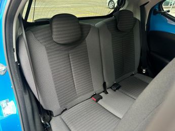 Toyota AYGO 1.0 VVT-i X-Trend 5dr x-shift