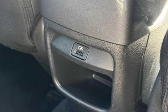 Nissan Juke 1.0 DIG-T N-Connecta (114ps) DCT 5-Door