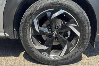 Nissan Juke 1.0 DIG-T N-Connecta (114ps) DCT 5-Door