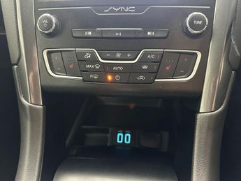 Ford Mondeo Estate Titanium Edition 2.0 Hybrid 187PS Auto