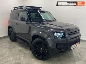 Land Rover Defender 3.0 D250 MHEV X-Dynamic SE Auto 4WD Euro 6 (s/s) 3dr