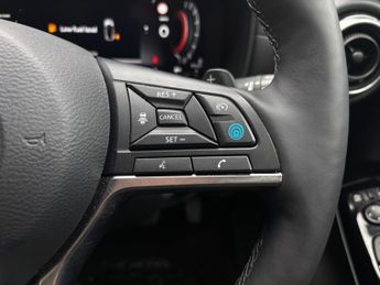 Nissan Juke 1.0 DiG-T Tekna 5dr DCT