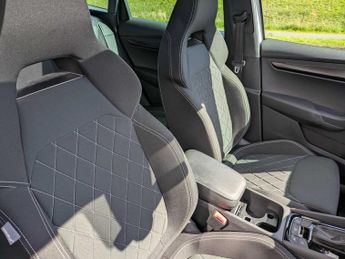 Skoda KAROQ 1.5 TSI Sportline 5dr DSG