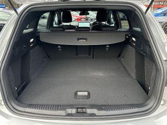 Ford Focus Estate ST-Line X 1.0 MHEV 155PS Auto