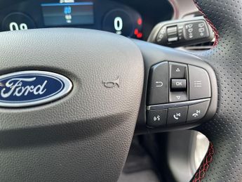 Ford Focus Estate ST-Line X 1.0 MHEV 155PS Auto