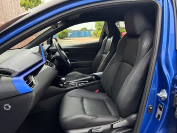 Toyota C-HR 1.8 Hybrid Dynamic 5dr CVT