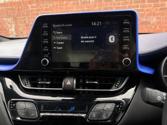 Toyota C-HR 1.8 Hybrid Dynamic 5dr CVT