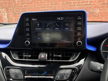 Toyota C-HR 1.8 Hybrid Dynamic 5dr CVT