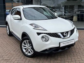 Nissan Juke 1.6 N-Connecta 5-Door Hatchback