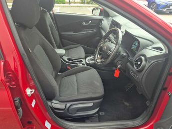 Hyundai Kona SUV 1.6 GDi (141ps) SE Connect Hybrid DCT