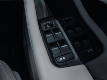 Jaguar I-PACE 294kW EV400 Black 90kWh 5dr Auto [11kW Charger]