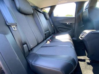 Peugeot 3008 1.2 PureTech Allure Premium EAT Euro 6 (s/s) 5dr