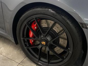 Porsche 911 3.6 T-Hybrid 992 Carrera GTS PDK Euro 6 (s/s) 2dr