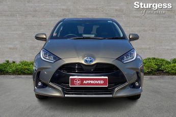 Toyota Yaris 1.5 VVT-h Design E-CVT Euro 6 (s/s) 5dr
