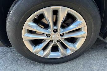 Hyundai Santa Fe 2.2 CRDi 200ps 4WD PremiumBlue 5Seats 5Dr