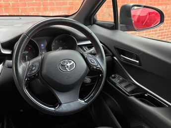 Toyota C-HR 1.8 Hybrid GR Sport 5dr CVT
