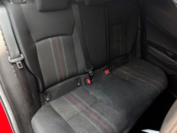 Toyota C-HR 1.8 Hybrid GR Sport 5dr CVT