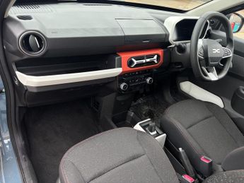 Dacia Spring 27kWh Expression 45 33kW 5dr Auto