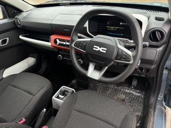 Dacia Spring 27kWh Expression 45 33kW 5dr Auto