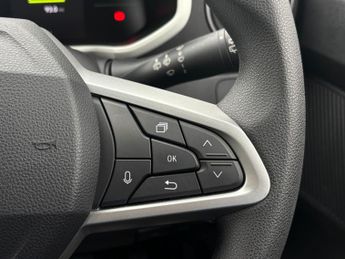Dacia Spring 27kWh Expression 45 33kW 5dr Auto
