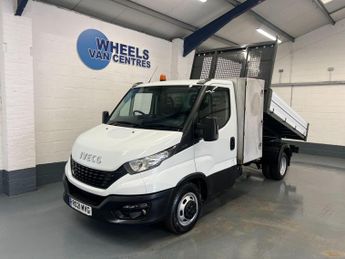 Iveco Daily 2.3D HPI 14V 35C 3450 MWB Euro 6 (s/s) 2dr (DRW)