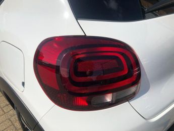 Citroen C3 1.2 PureTech PLUS EAT6 Euro 6 (s/s) 5dr