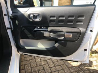 Citroen C3 1.2 PureTech PLUS EAT6 Euro 6 (s/s) 5dr