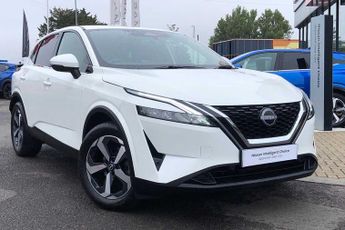 Nissan Qashqai 1.3 DIG-T (158ps) 4WD N-Connecta Xtronic