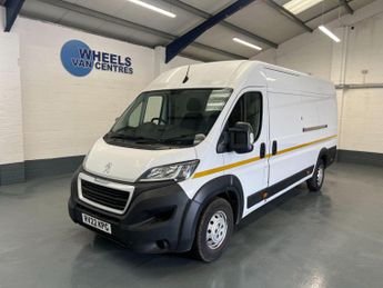 Peugeot Boxer 2.2 BlueHDi 435 Professional L4 H2 Euro 6 (s/s) 5dr