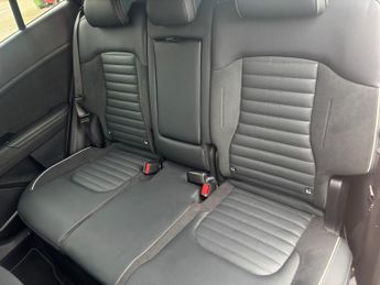 Kia Sportage 1.6T GDi HEV GT-Line S 5dr Auto AWD