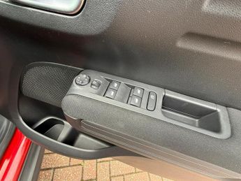 Citroen C3 Aircross 1.2 PureTech Shine Plus EAT6 Euro 6 (s/s) 5dr