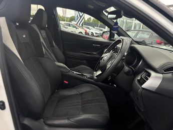 Toyota C-HR 2.0 Hybrid GR Sport 5dr CVT