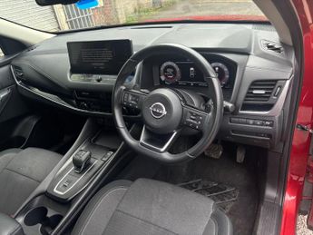 Nissan Qashqai 1.3 DiG-T MH 158 N-Connecta 5dr Xtronic